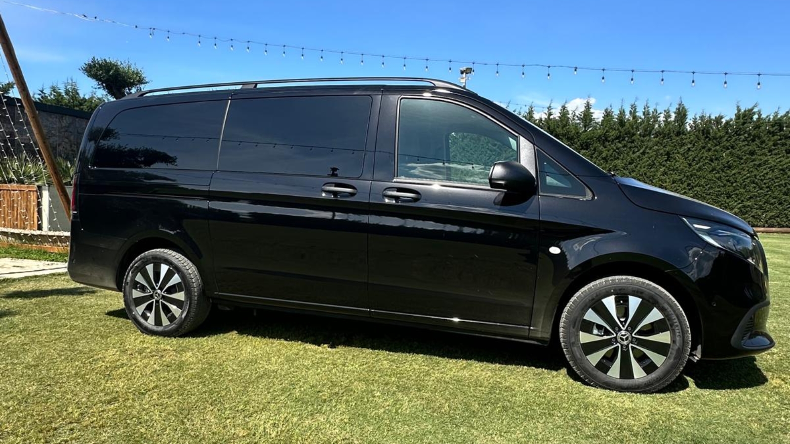 İzmir havalimanı transfer şoförlü araç